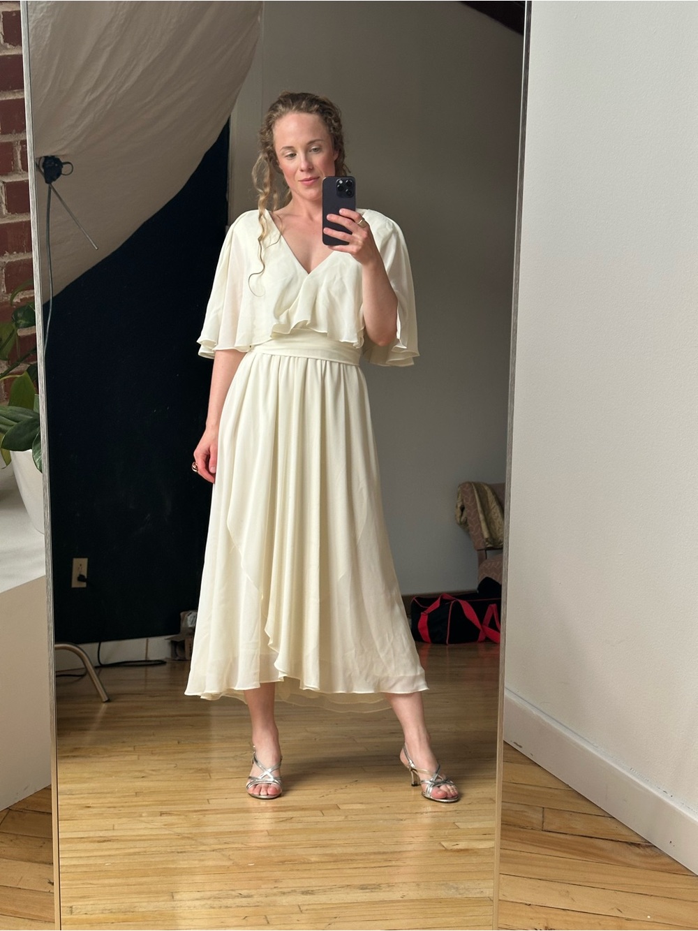 Vintage Cream V-Neck Cape Midi Dress